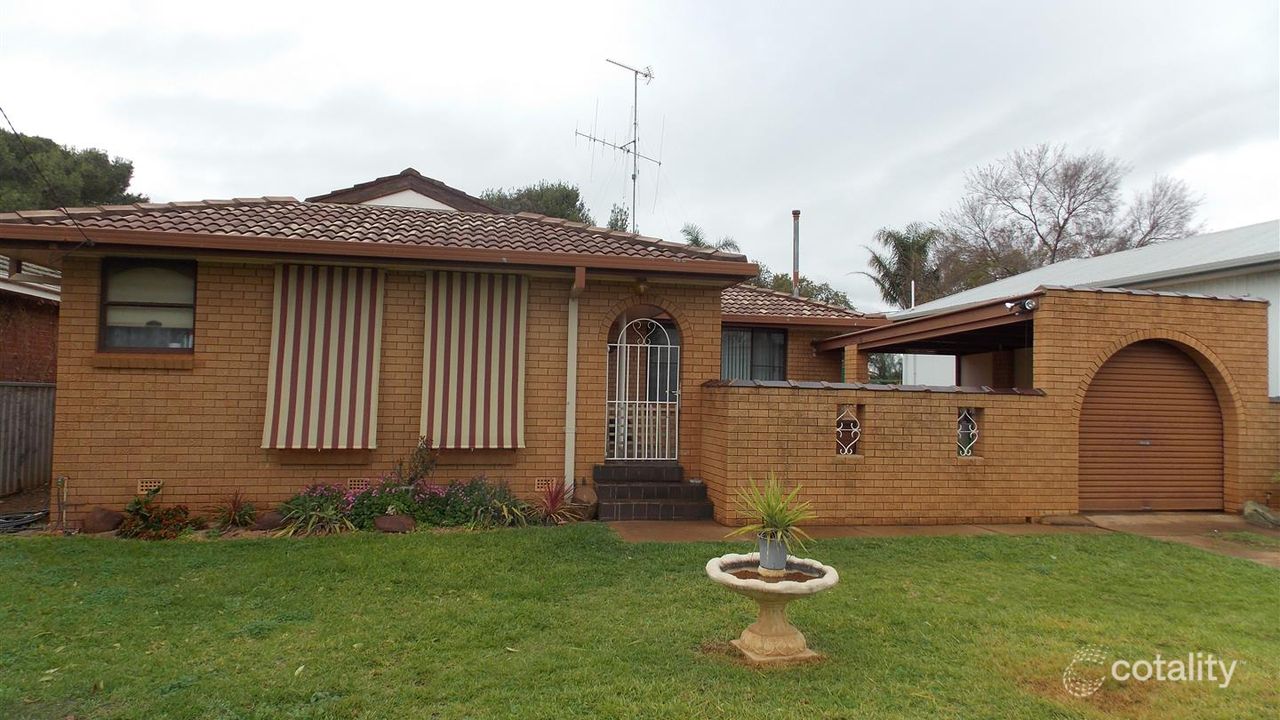 3-bedroom house at 17 Brolgan Road, Parkes, NSW 2870, Parkes, New South Wales
