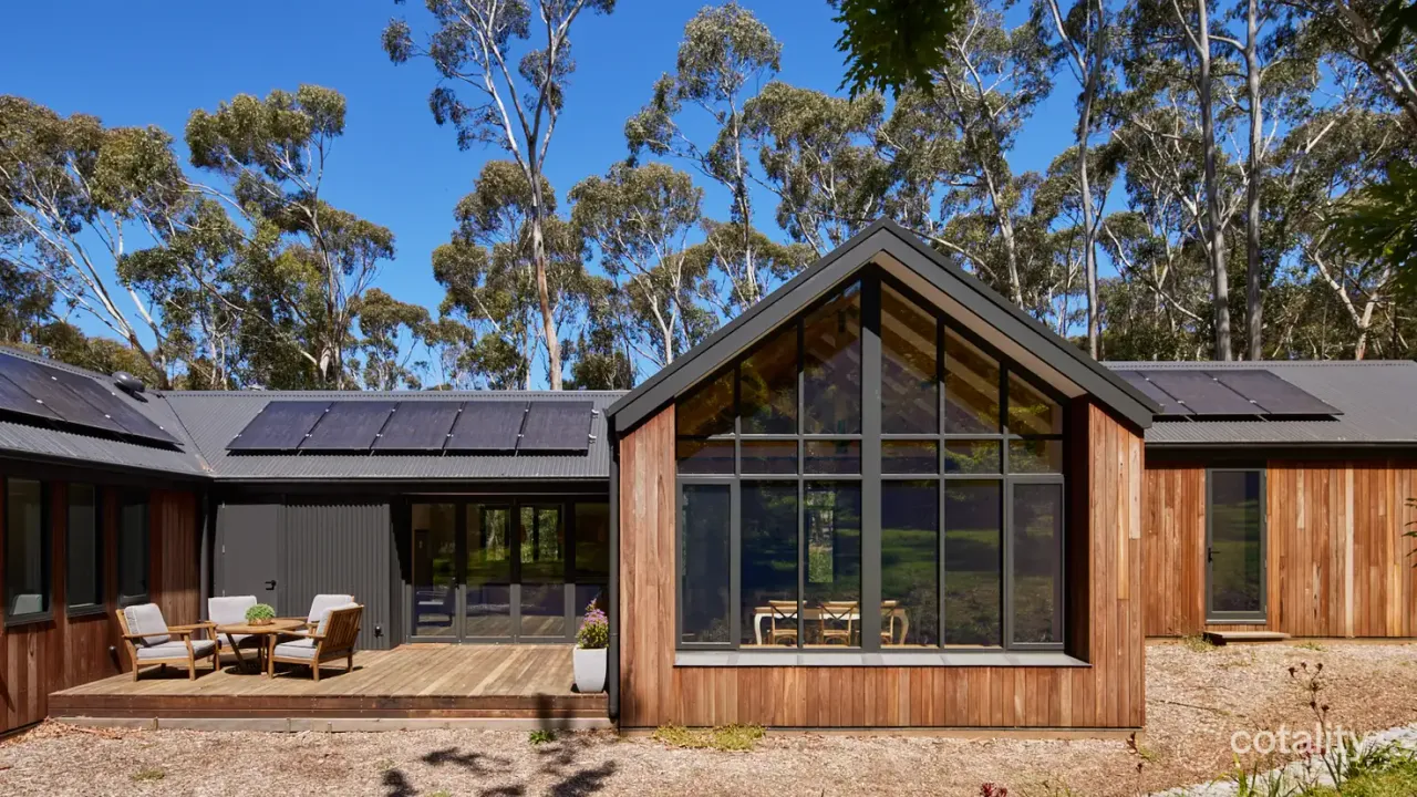 4-bedroom house at 32 Boundary Road, Mount Macedon, VIC 3441, Macedon Ranges, Victoria