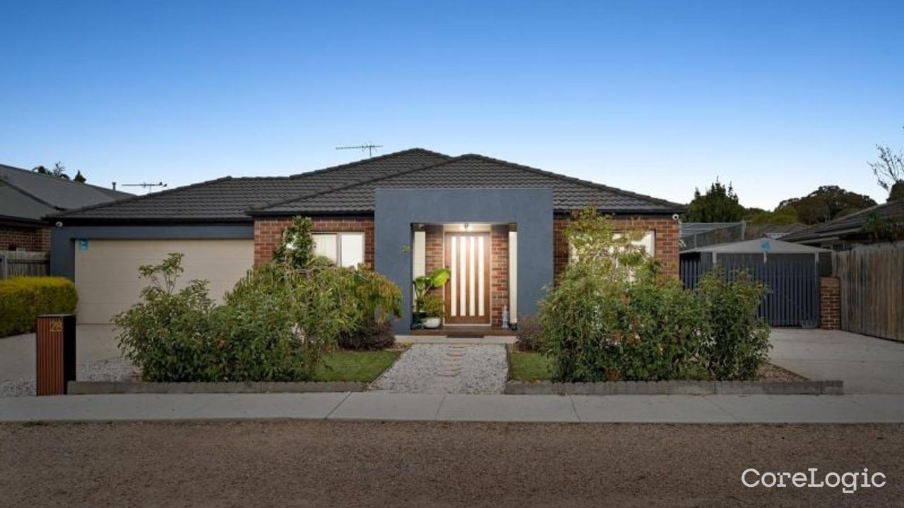 4-bedroom house at 28 Aviemore Way, Wyndham Council, Victoria