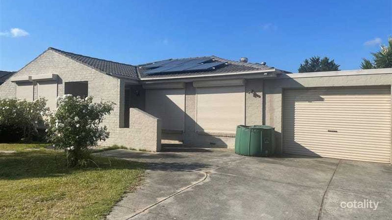 3-bedroom house at 10 Millswyn Avenue, Hampton Park, VIC 3976, Casey, Victoria