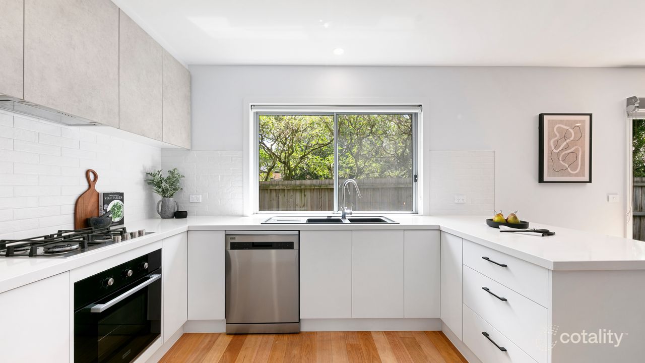 2-bedroom unit at 3/28 Law Street, Heidelberg Heights, VIC 3081, Banyule Council, Victoria