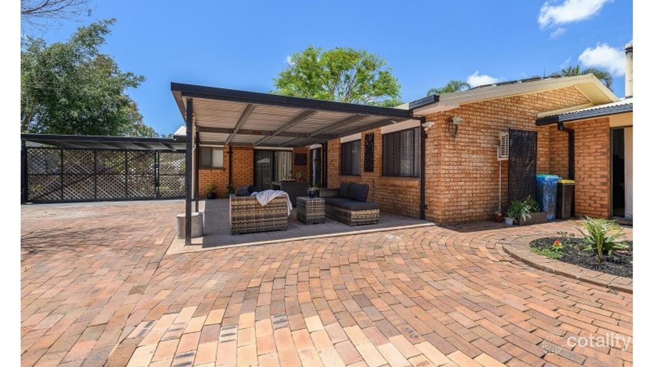 5-bedroom house at 12 Wandilla Drive, Helensvale, QLD 4212, Gold Coast Council, Queensland
