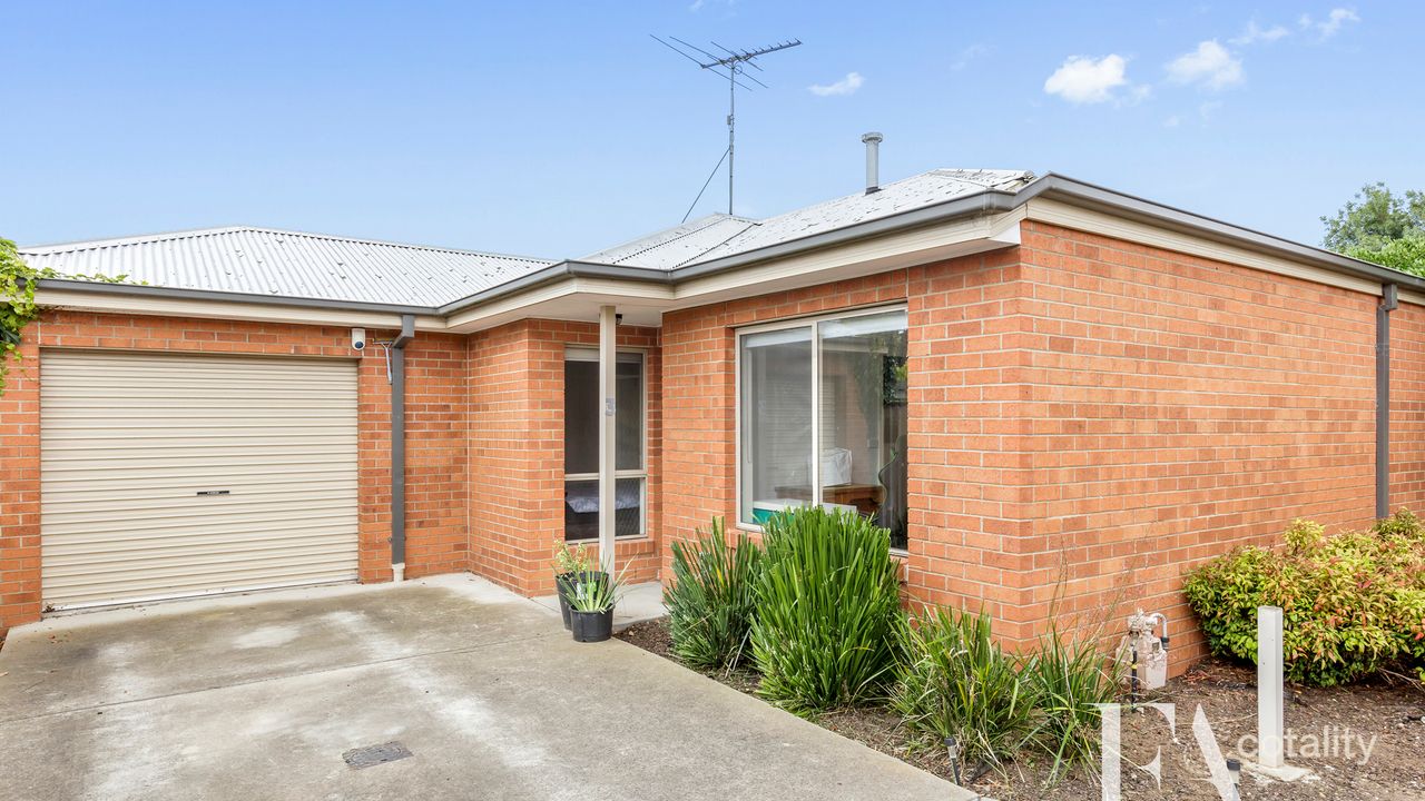 2-bedroom unit at 3/60 Tanner Street, Breakwater, VIC 3219, Greater Geelong, Victoria