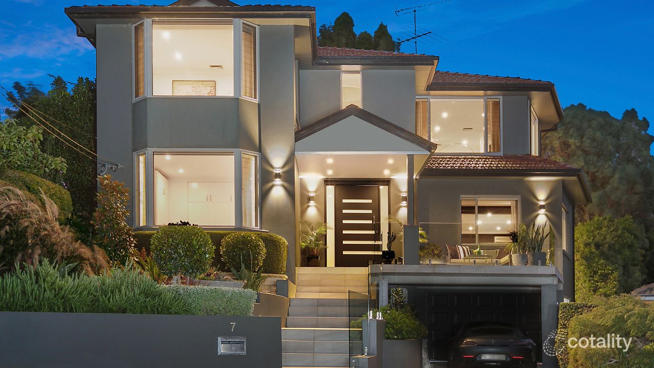 5-bedroom house at 7 Yarrandi Place, Longueville, NSW 2066, Lane Cove Council, New South Wales