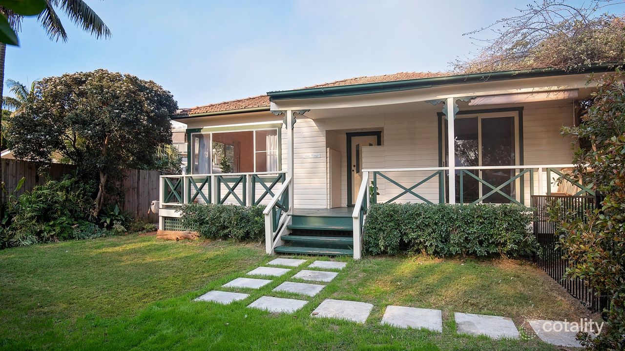 4-bedroom house at 1 Lakeside Road, Narrabeen, NSW 2101, Northern Beaches, New South Wales