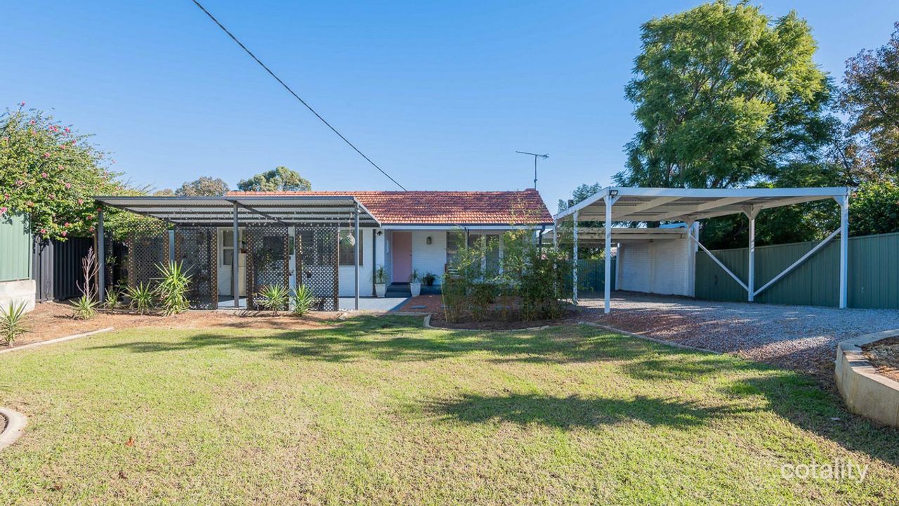 3-bedroom house at 3 Brook Place, Kelmscott, WA 6111, Armadale Council, Western Australia