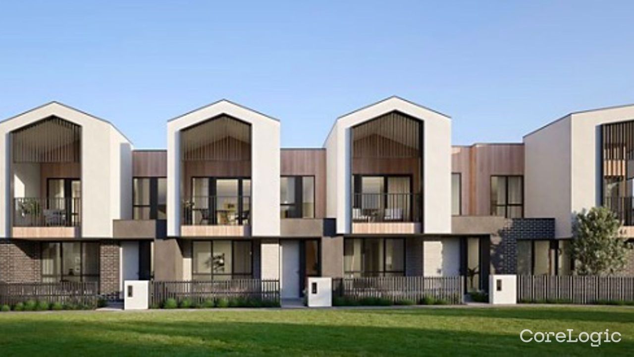 3-bedroom unit at 3 Oakview Walk, Casey Council, Victoria