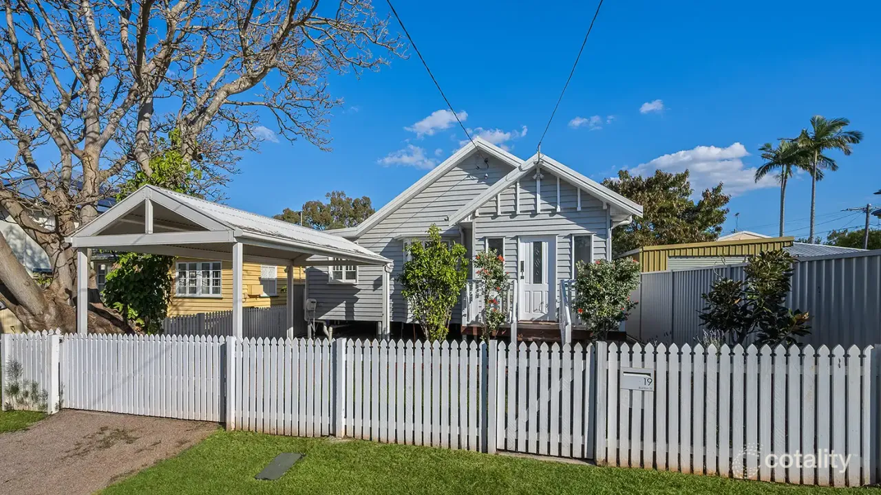 2-bedroom house at 19 Bunton Street, Scarborough, QLD 4020, Moreton Bay, Queensland