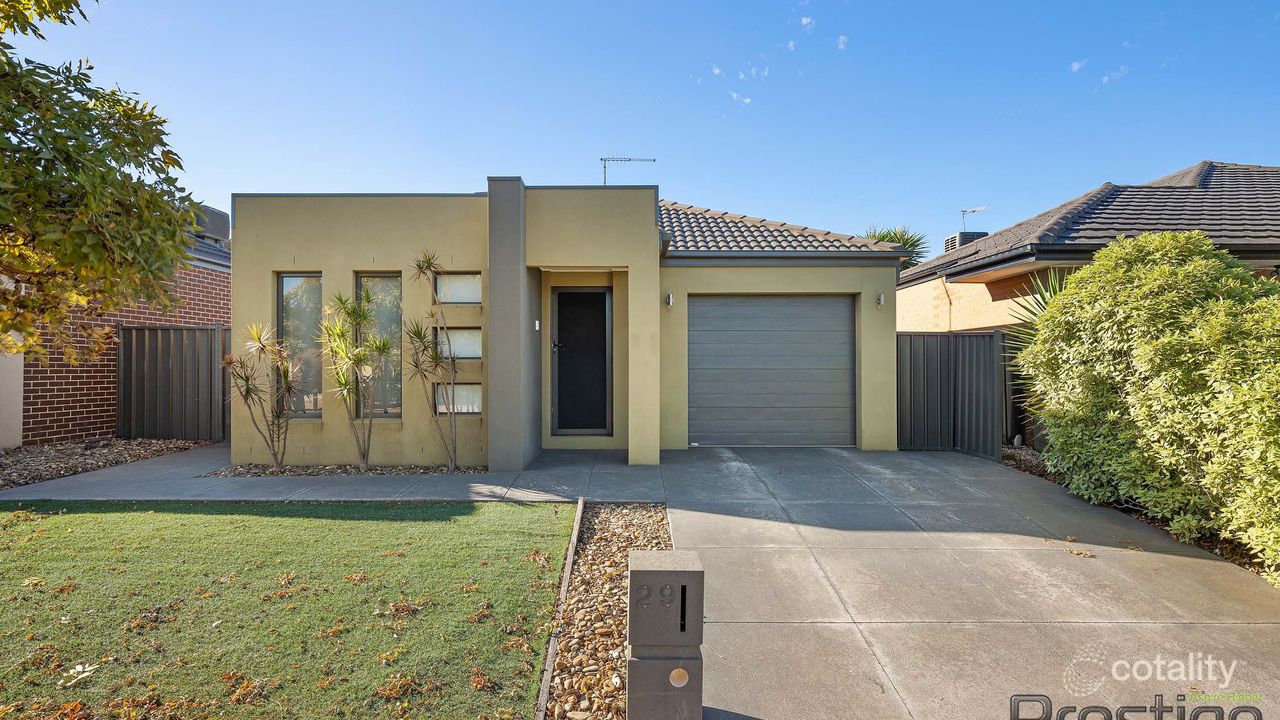 3-bedroom house at 29 Cassan Way, Caroline Springs, VIC 3023, Melton Council, Victoria