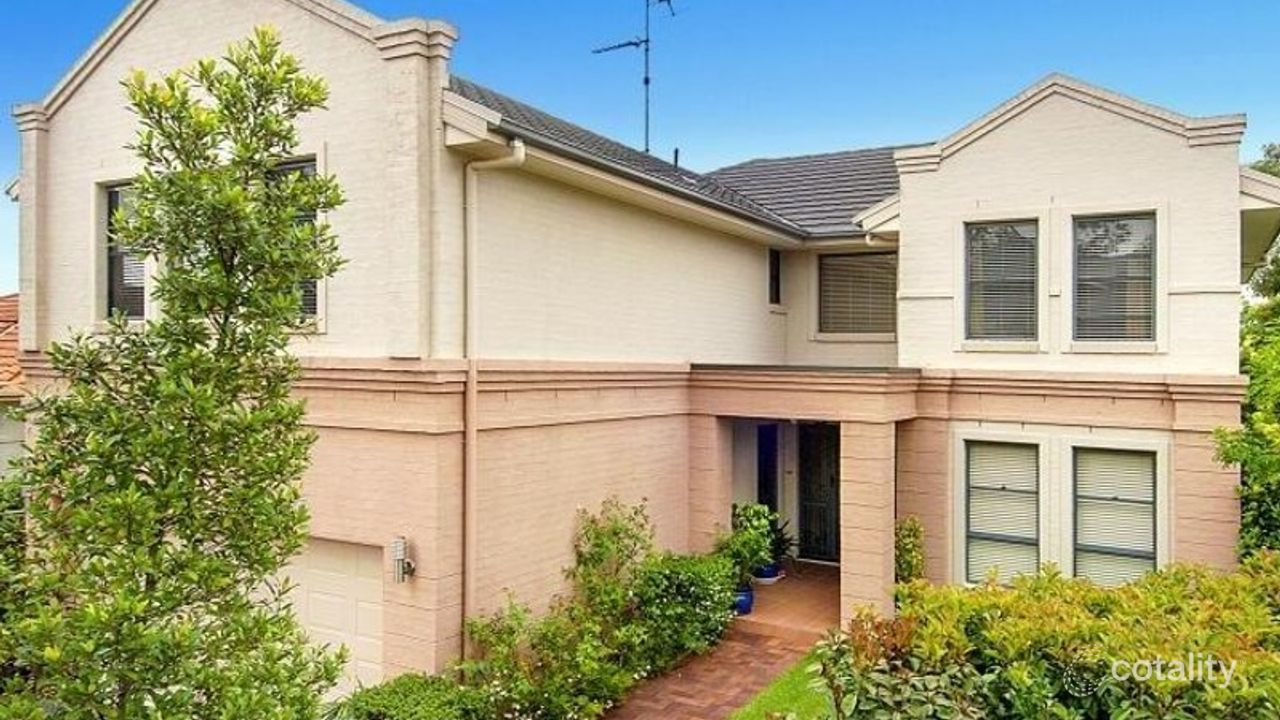 5-bedroom house at 10 Heritage Park Drive, Castle Hill, NSW 2154, The Hills Council, New South Wales