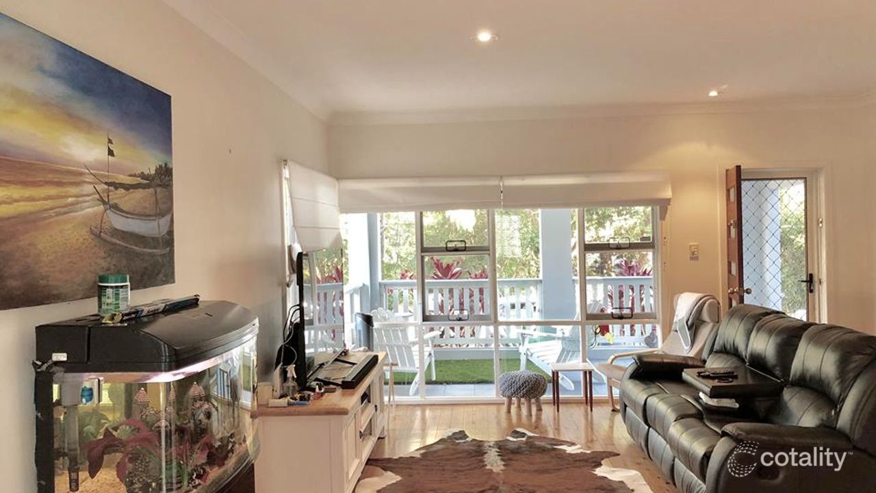 3-bedroom unit at 1/145 Powderworks Road, Elanora Heights, NSW 2101, Northern Beaches, New South Wales