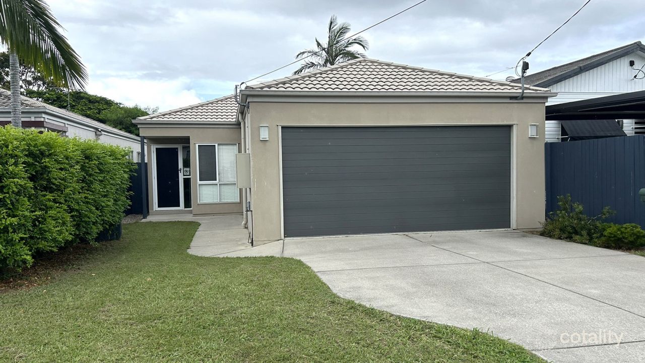 4-bedroom house at 11A Westbrook Street, Woody Point, QLD 4019, Moreton Bay, Queensland