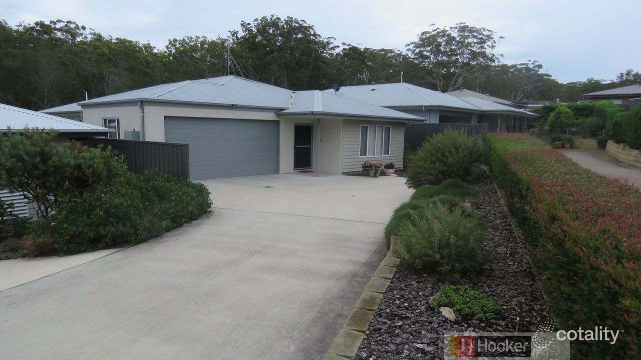 4-bedroom house at 2/14 Yulgilbar Place, South West Rocks, NSW 2431, Kempsey, New South Wales