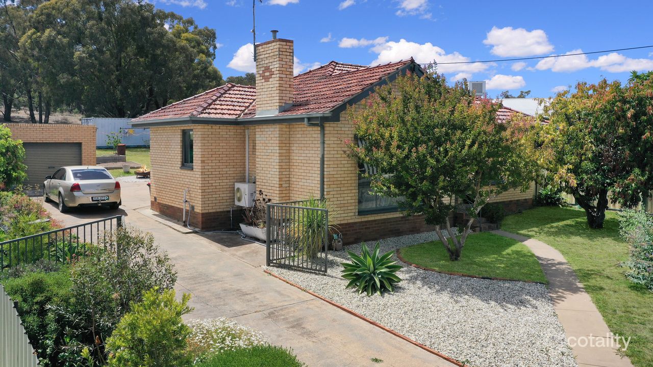 2-bedroom house at 61 Fisher Street, Stawell, VIC 3380, Northern Grampians Council, Victoria
