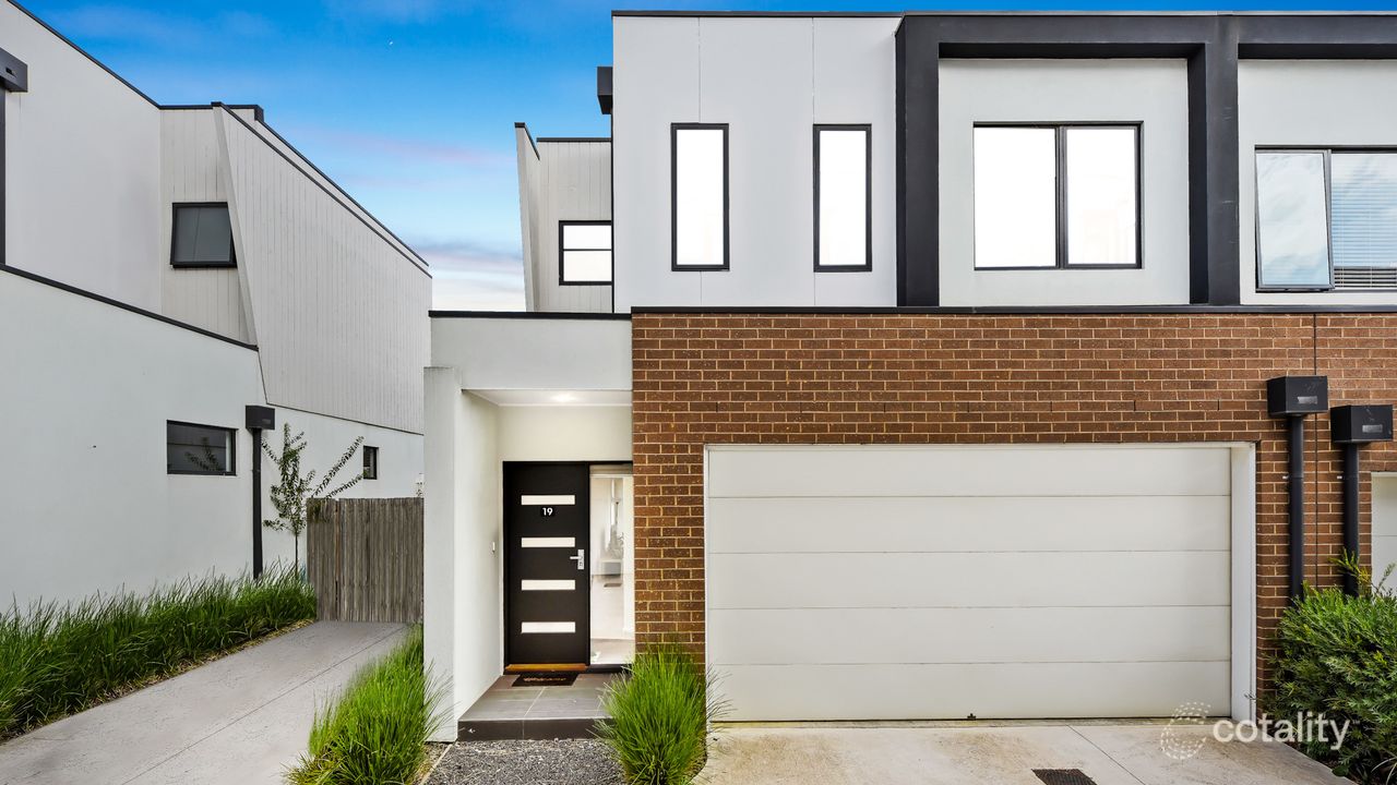 3-bedroom unit at 19/9 Hillview Avenue, Rowville, VIC 3178, Knox Council, Victoria