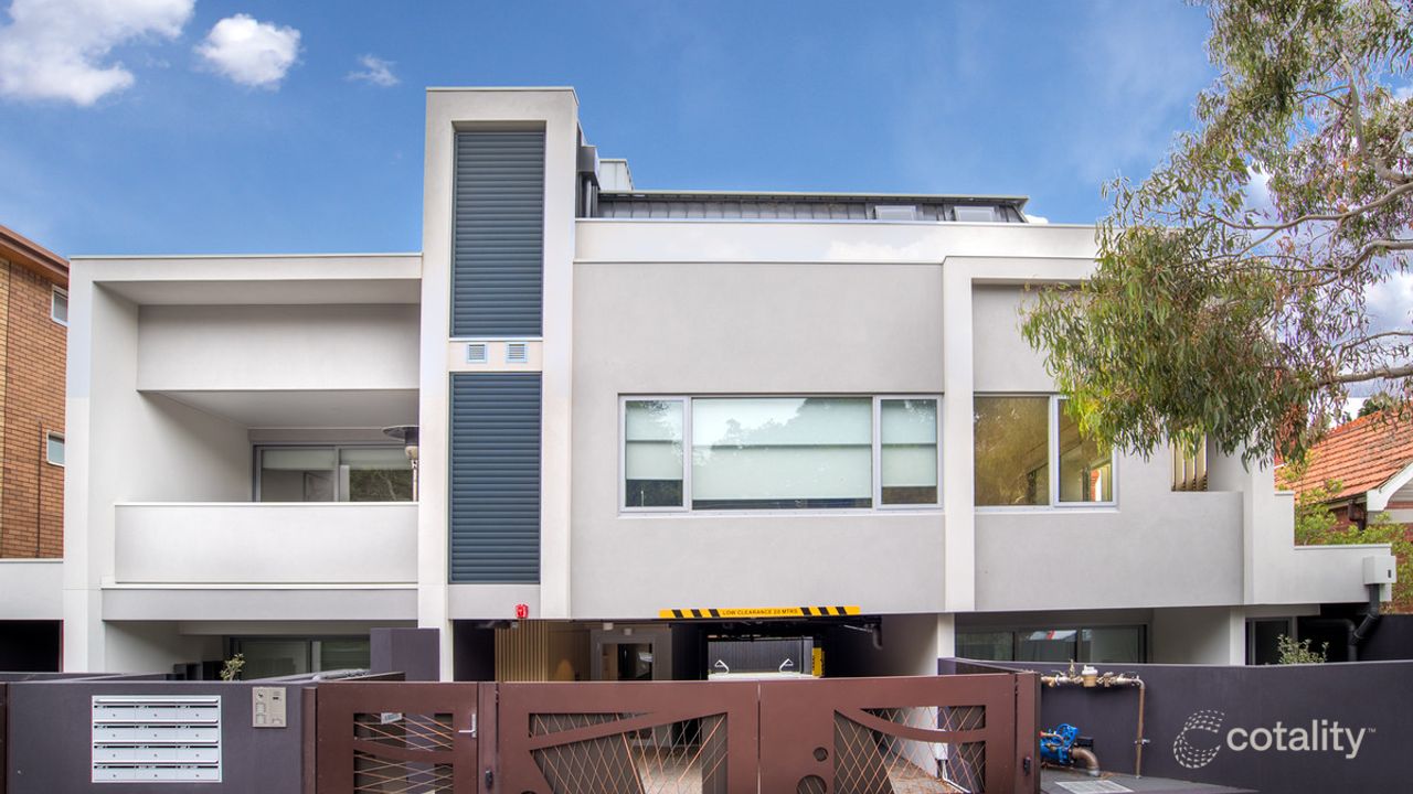 2-bedroom unit at 8/205-207 Hotham Street, Ripponlea, VIC 3185, Port Phillip Council, Victoria