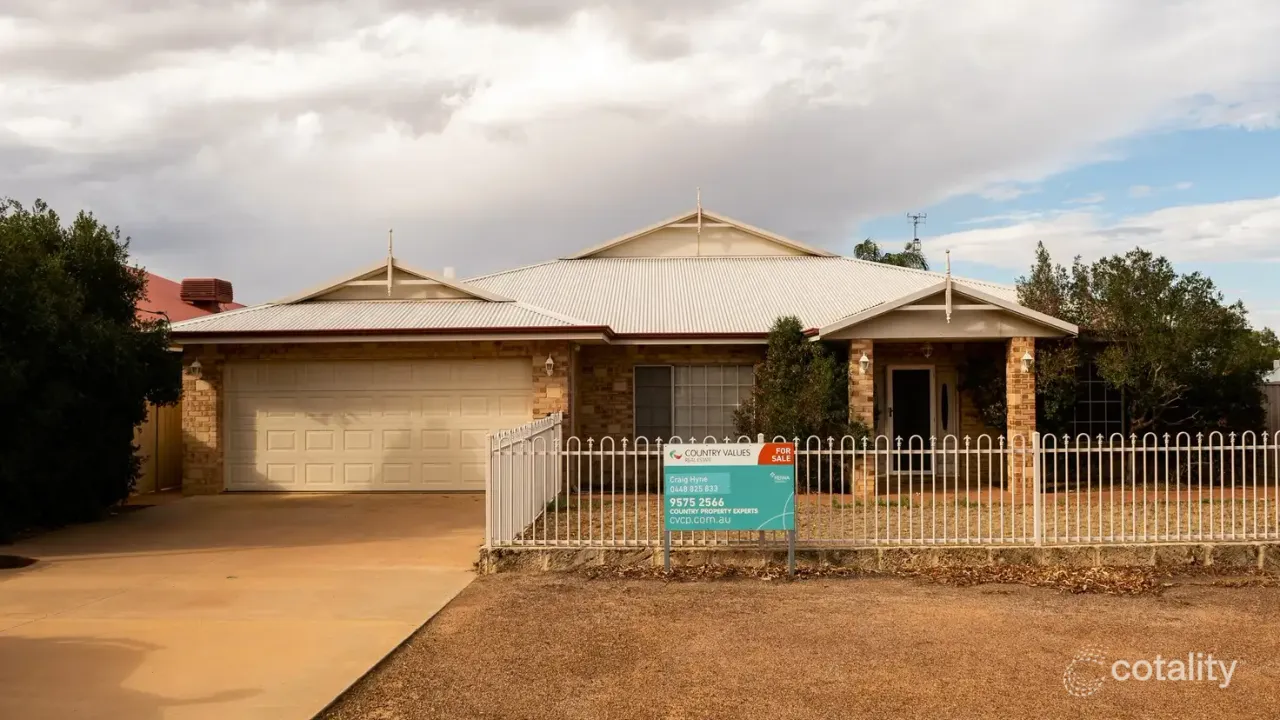 8-bedroom house at 44 Locke Street, Kalannie, WA 6468, Dalwallinu Council, Western Australia