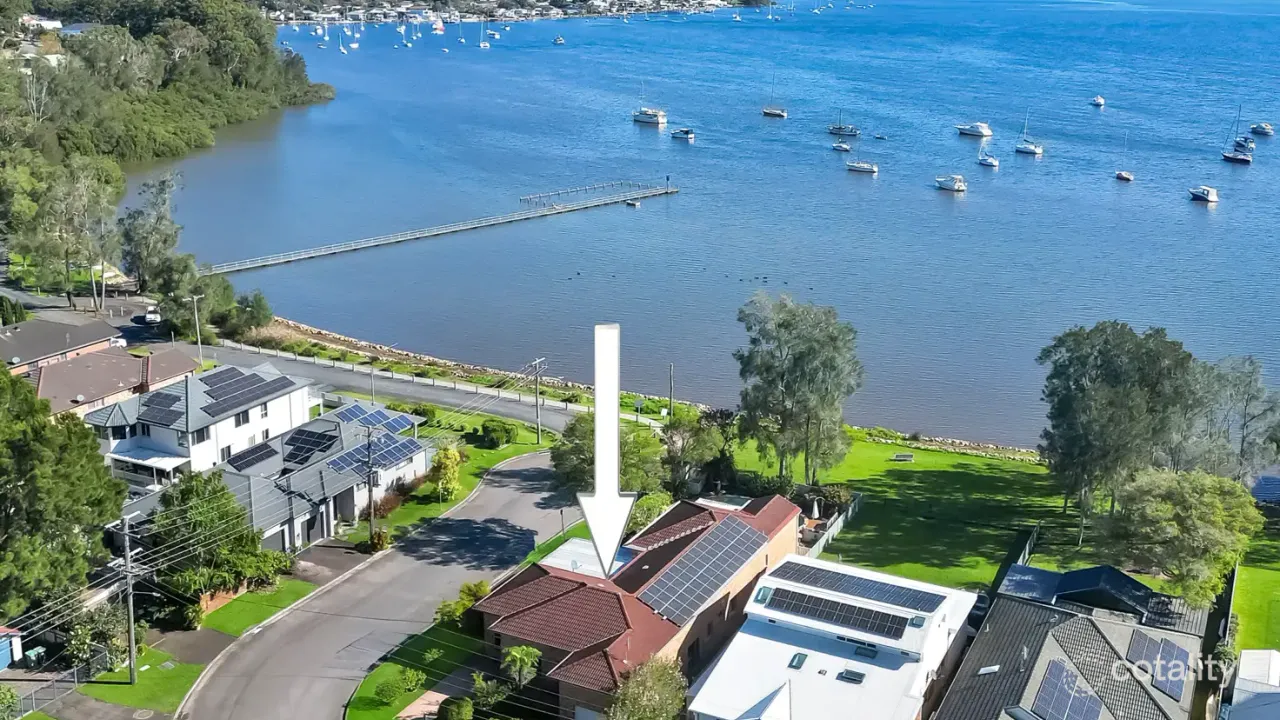 6-bedroom house at 1 Mundoora Avenue, Yattalunga, NSW 2251, Central Coast Council, New South Wales