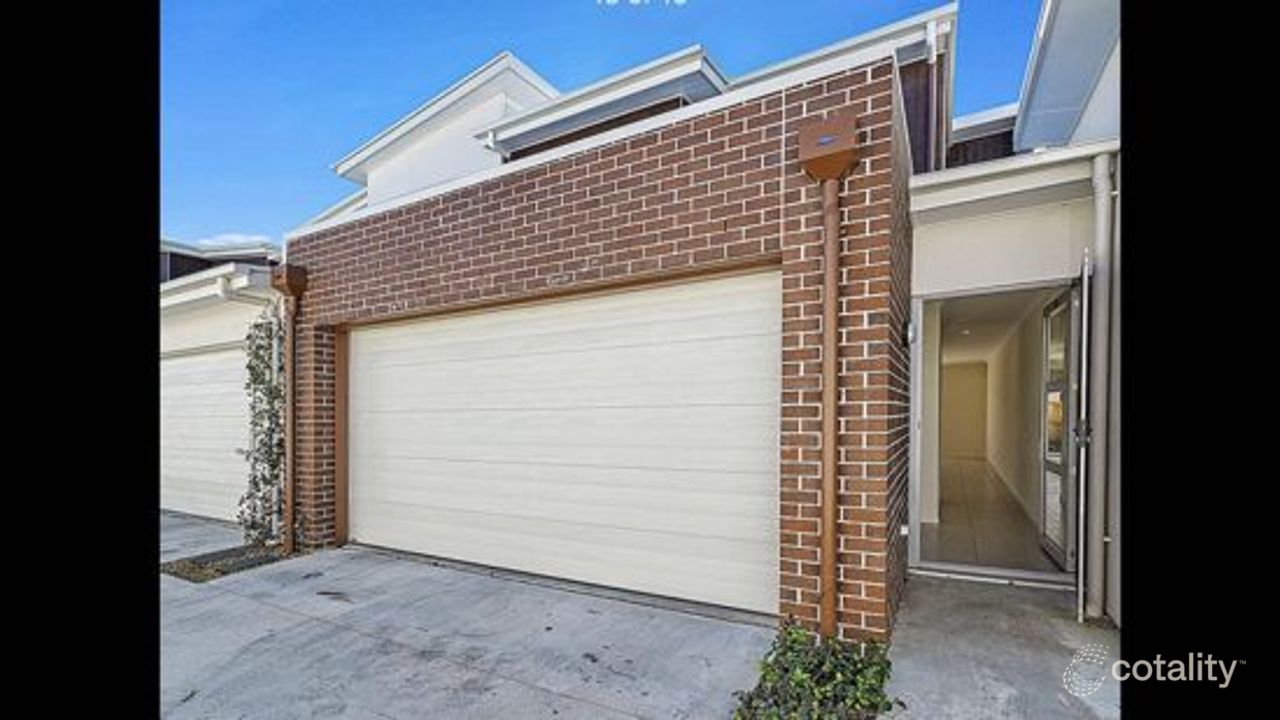 3-bedroom unit at 8/2 Waters Close, Hope Island, QLD 4212, Gold Coast Council, Queensland
