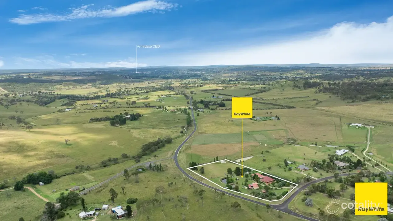 6-bedroom house at 7 Meadow Road, Armidale, NSW 2350, Armidale, New South Wales