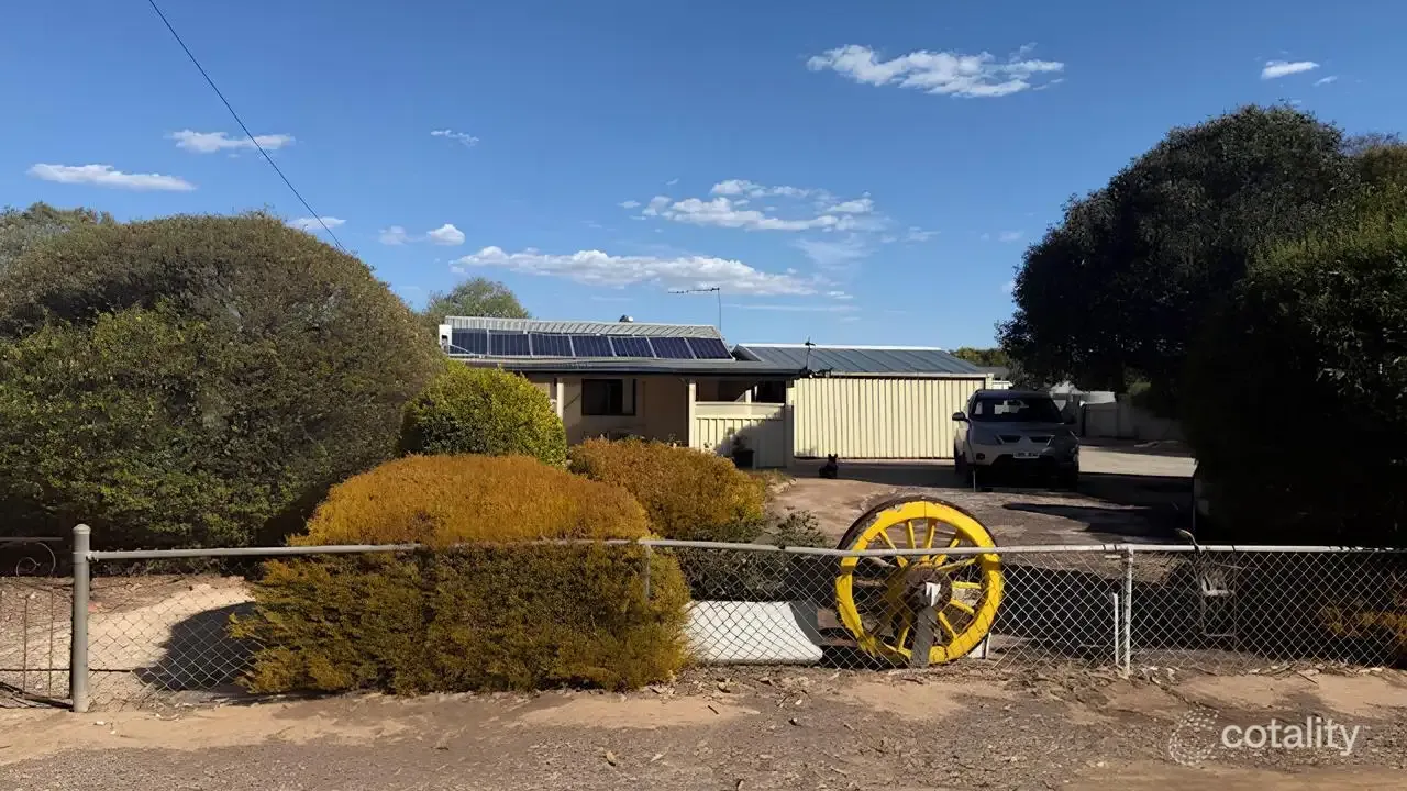 3-bedroom house at 25 Warrow Road, Cummins, SA 5631, Lower Eyre Peninsula, South Australia