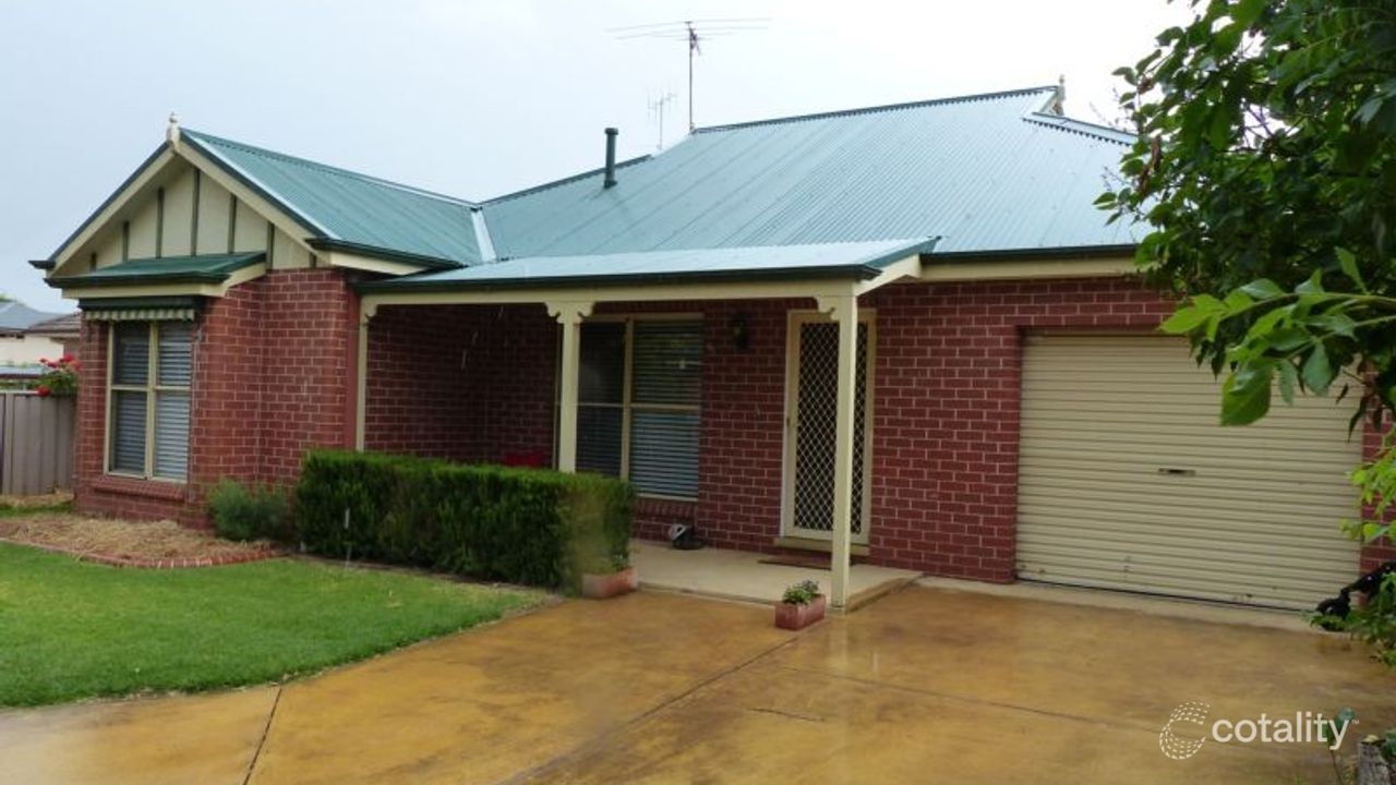 3-bedroom unit at 2/685 Pemberton Street, Albury, NSW 2640, Albury, New South Wales
