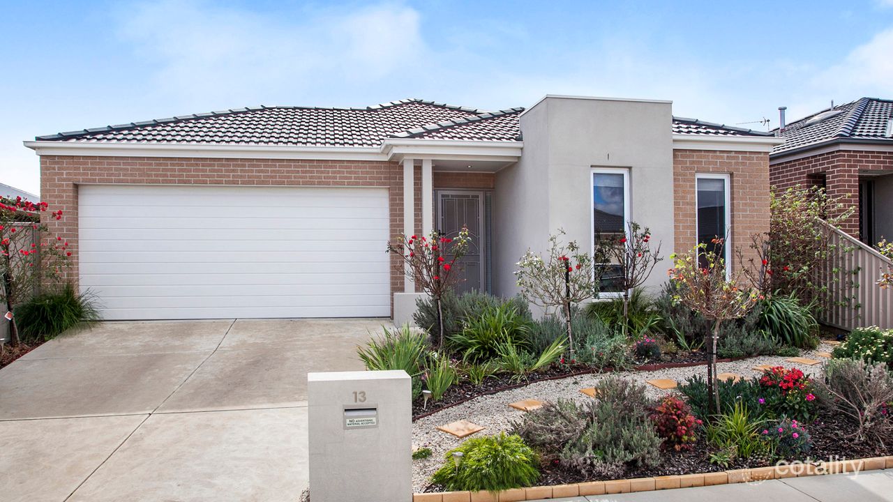 3-bedroom house at 13 Carbine Drive, Alfredton, VIC 3350, Ballarat Council, Victoria