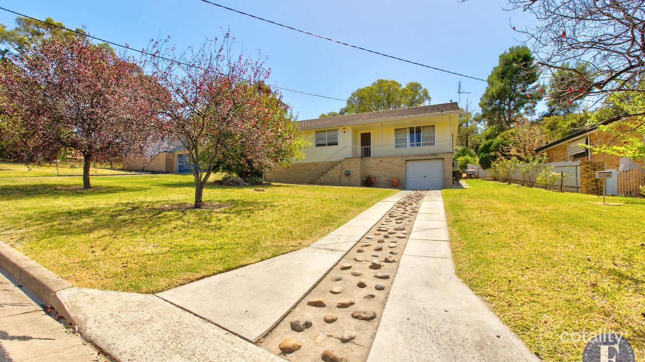 3-bedroom house at 179 William Street, Young, NSW 2594, Hilltops Council, New South Wales