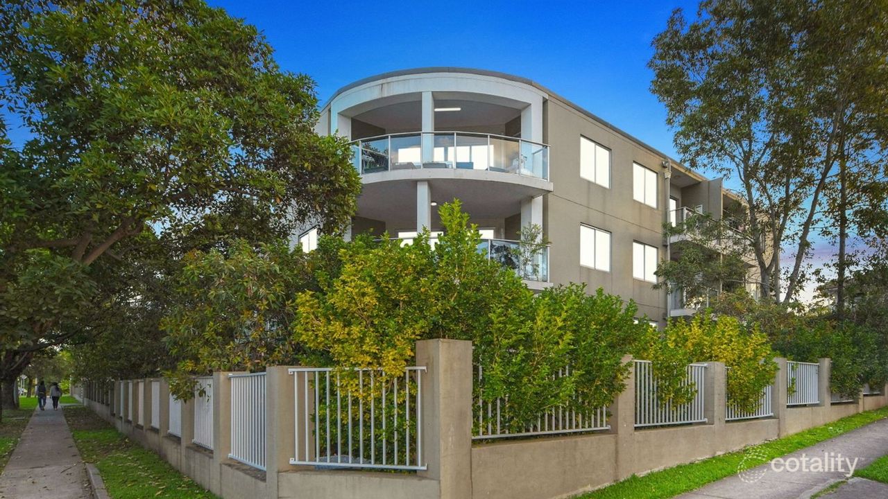 3-bedroom unit at 6/38 Cairds Avenue, Bankstown, NSW 2200, Canterbury-Bankstown Council, New South Wales