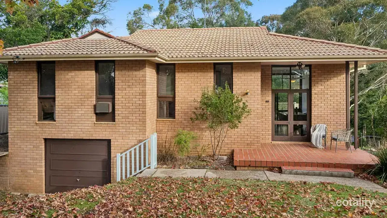 3-bedroom house at 211 Hawkesbury Road, Winmalee, NSW 2777, Blue Mountains, New South Wales