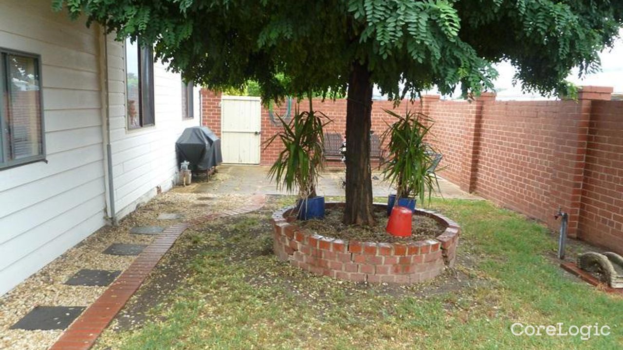 3-bedroom house at 125 Phillips Street, Wodonga Council, Victoria