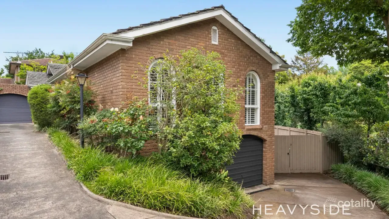 2-bedroom unit at 3/186 Mont Albert Road, Canterbury, VIC 3126, Boroondara, Victoria