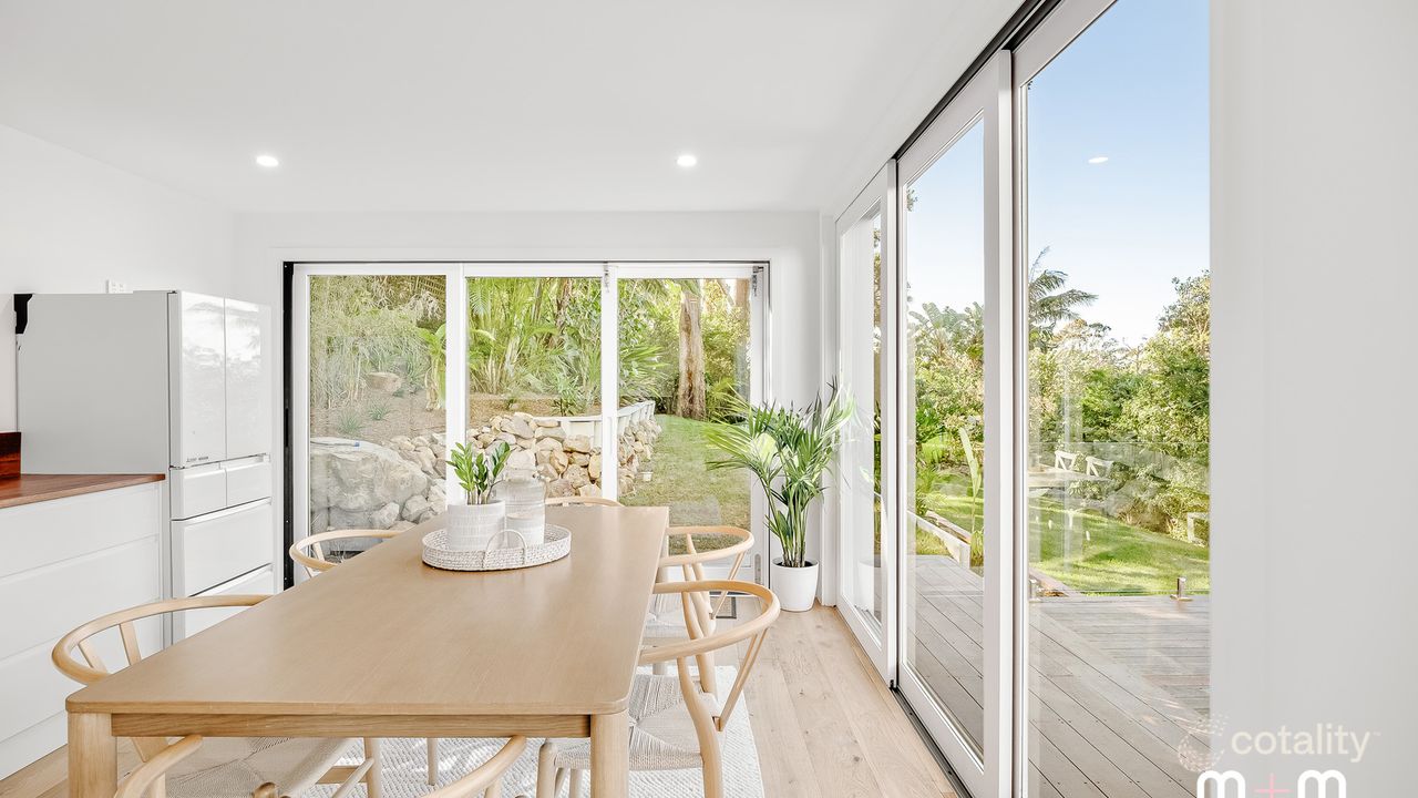 4-bedroom house at 13 Treetop Glen, Thirroul, NSW 2515, Wollongong, New South Wales