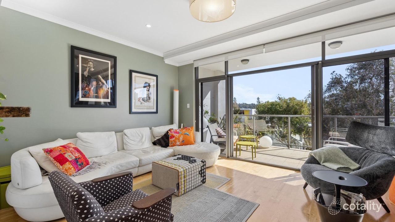 3-bedroom unit at 7/10 Hardy Street, South Perth, WA 6151, South Perth, Western Australia