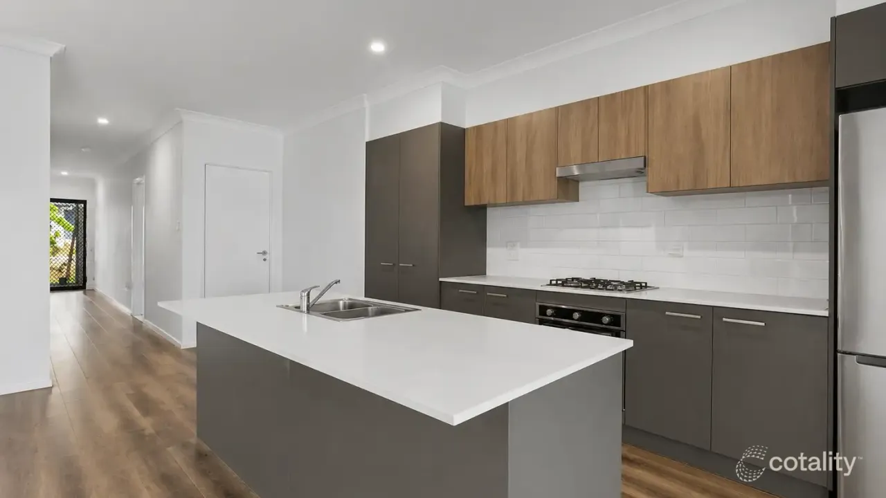 4-bedroom house at 10 Denali Street, Holmview, QLD 4207, Logan, Queensland
