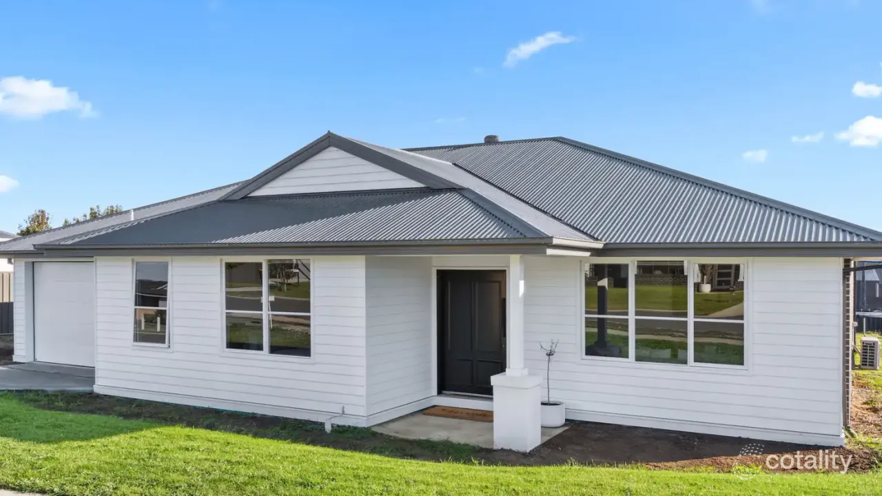 4-bedroom house at 9 Hakea Drive, Elliminyt, VIC 3250, Colac Otway Council, Victoria