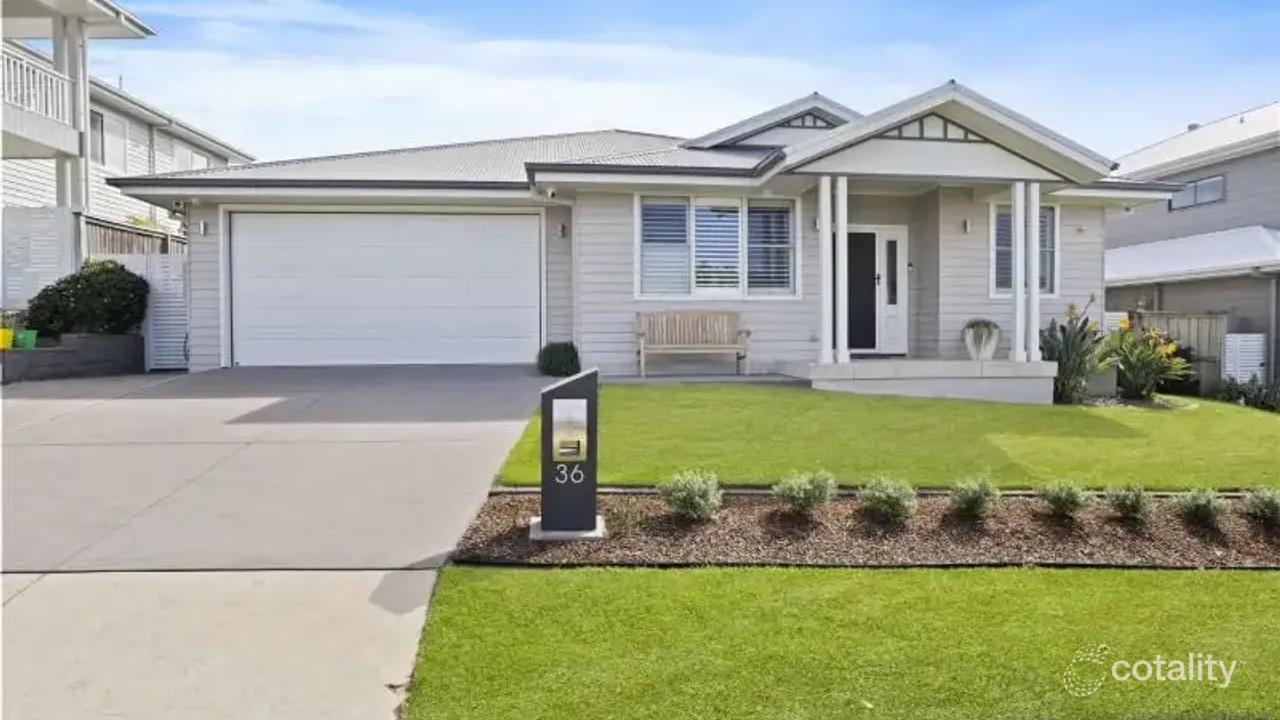 4-bedroom house at 36 Surfside Drive, Catherine Hill Bay, NSW 2281, Lake Macquarie, New South Wales