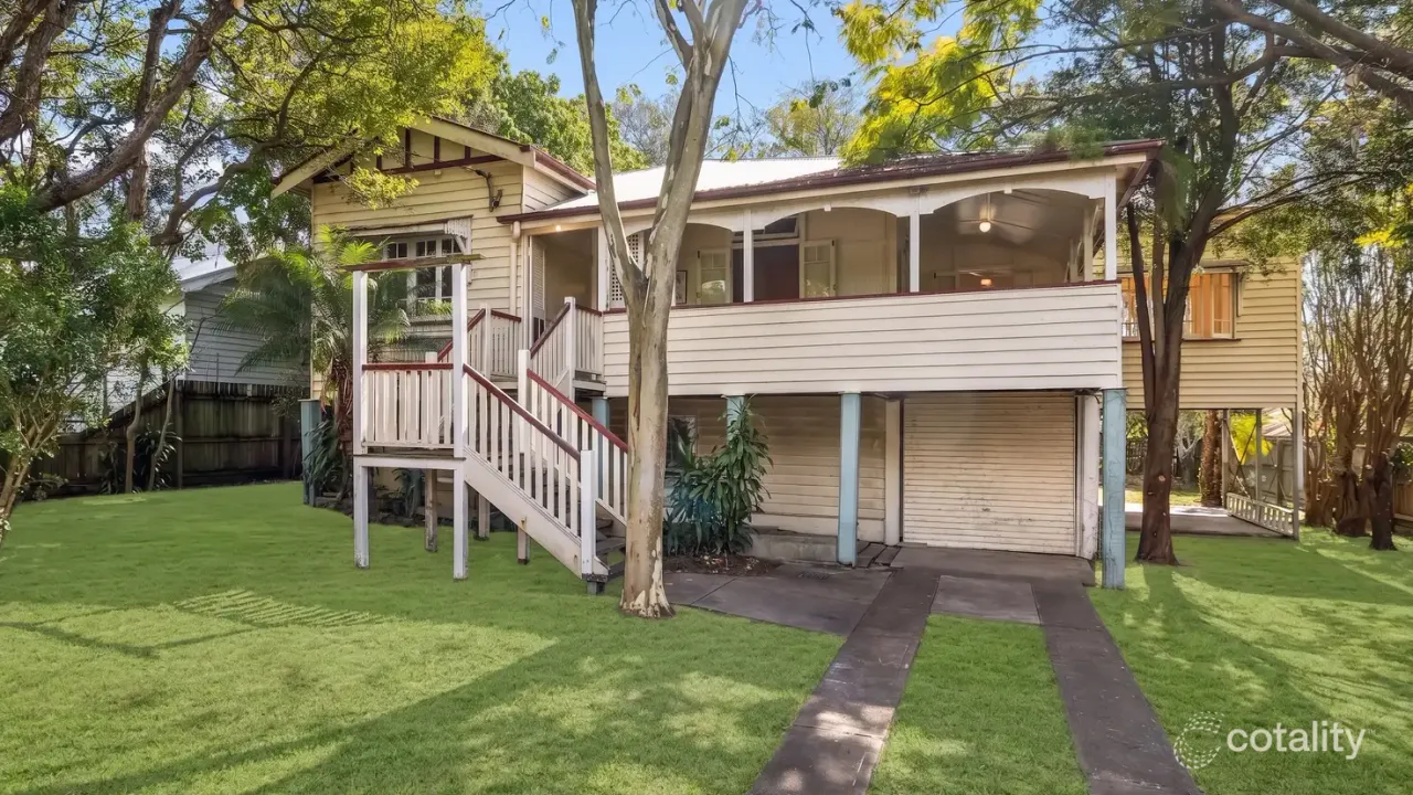 4-bedroom house at 33 Consort Street, Corinda, QLD 4075, Brisbane, Queensland