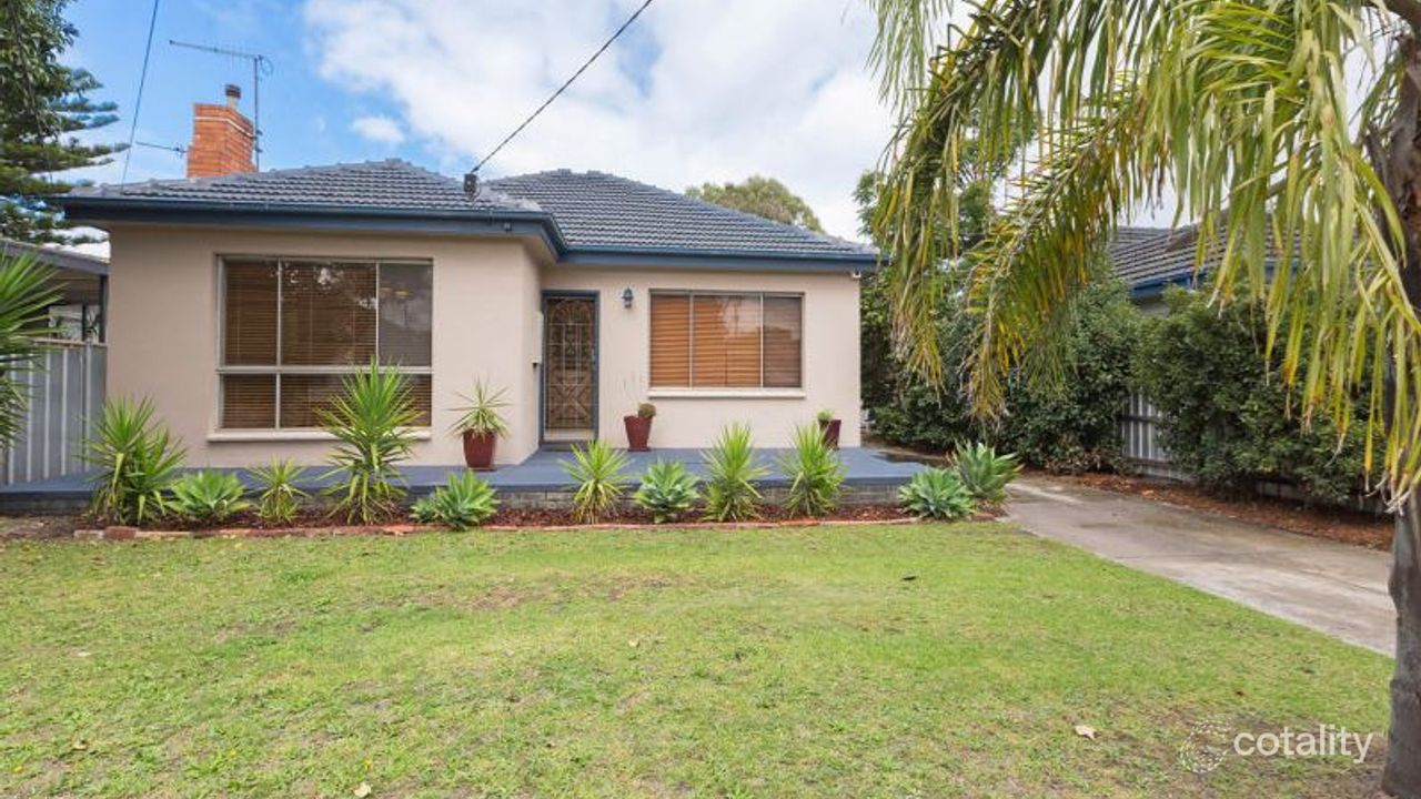 3-bedroom house at 6 Luain Avenue, Oakleigh South, VIC 3167, Monash, Victoria