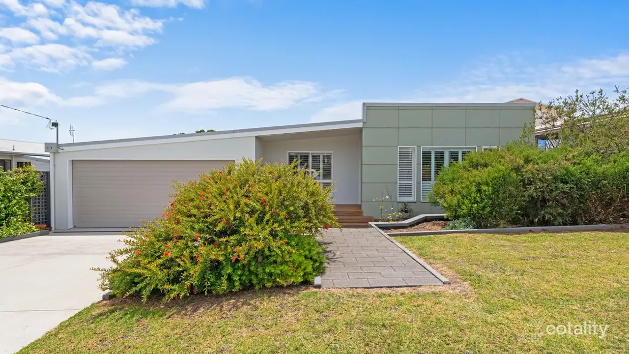 4-bedroom house at 13 Hill Crest Way, Lake Tyers Beach, VIC 3909, East Gippsland Council, Victoria