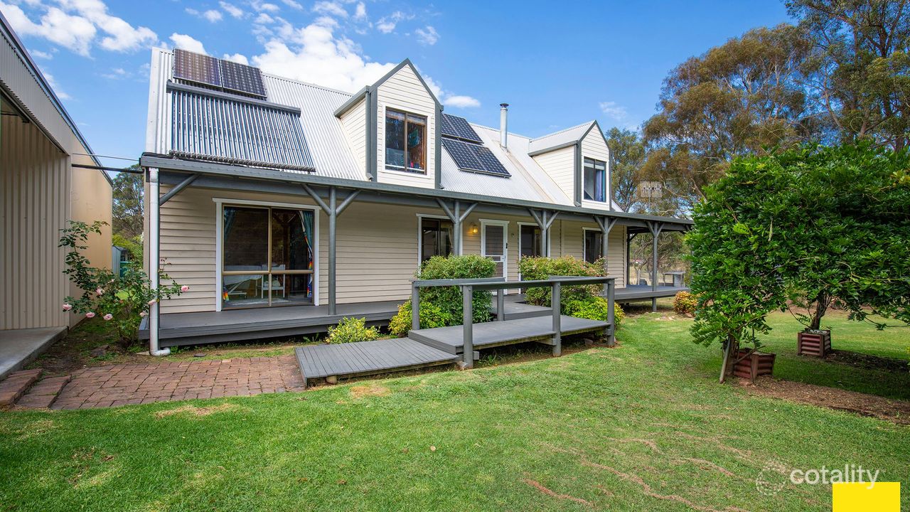 5-bedroom house at 62 Lentara Road, Invergowrie, NSW 2350, Uralla Council, New South Wales