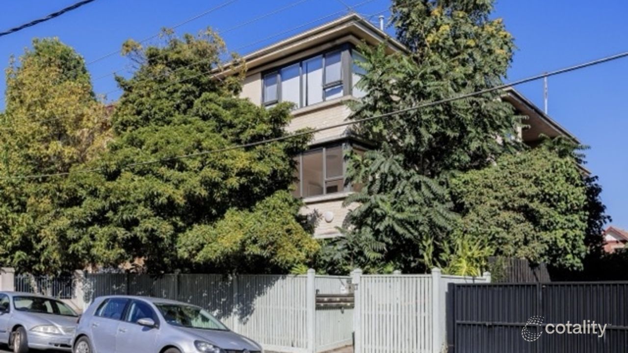 2-bedroom unit at 4/17 Burnett Street, St Kilda, VIC 3182, Port Phillip, Victoria