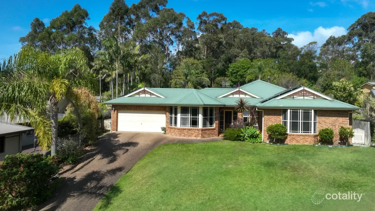 4-bedroom house at 13 Callemondah Close, Narrawallee, NSW 2539, Shoalhaven, New South Wales