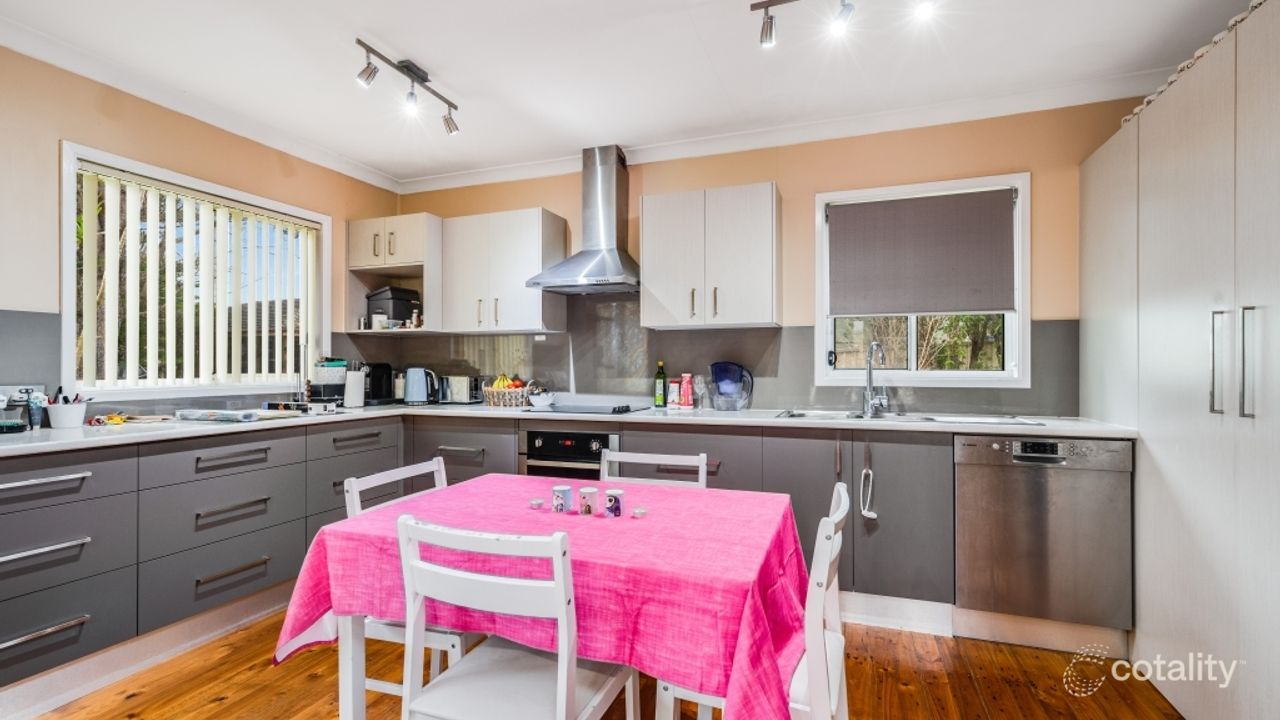 3-bedroom house at 9 Poplar Place, Gateshead, NSW 2290, Lake Macquarie, New South Wales