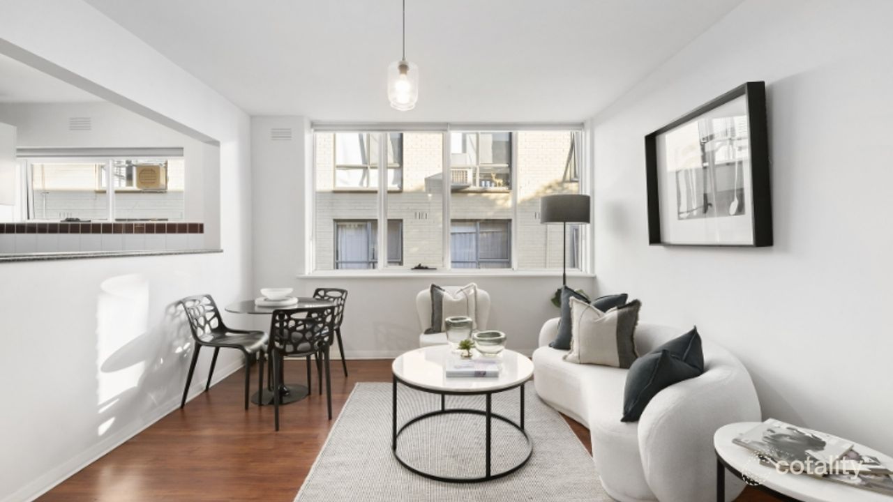 2-bedroom unit at 6/16 Cromwell Road, South Yarra, VIC 3141, Stonnington, Victoria