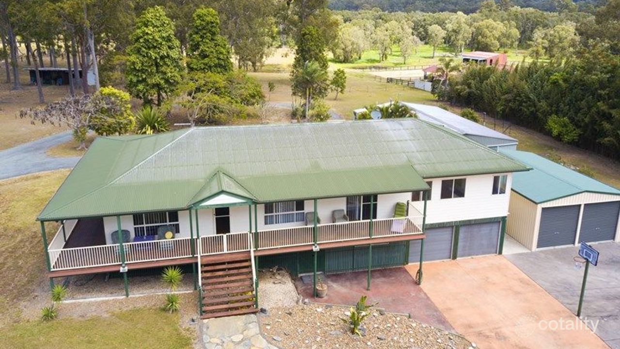 6-bedroom house at 51 Marlowe Road, Alberton, QLD 4207, Gold Coast Council, Queensland