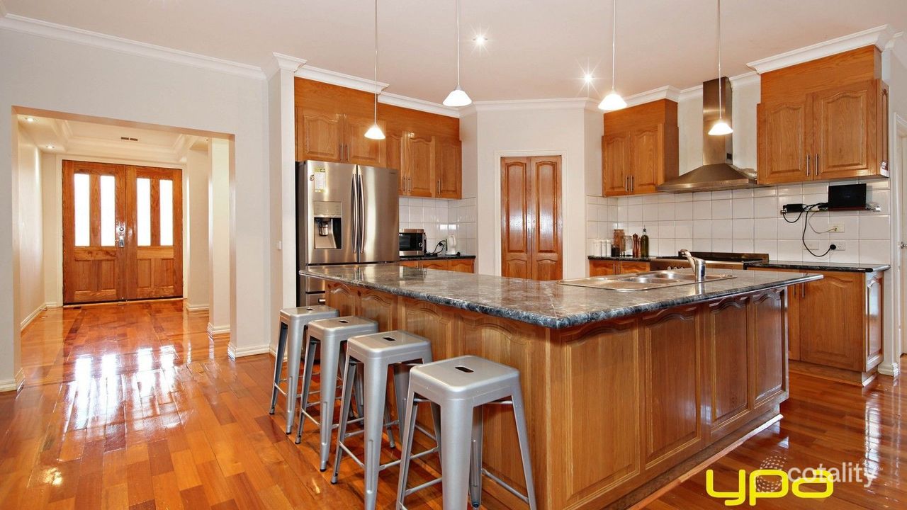 4-bedroom house at 29 Dobell Crescent, Caroline Springs, VIC 3023, Melton, Victoria