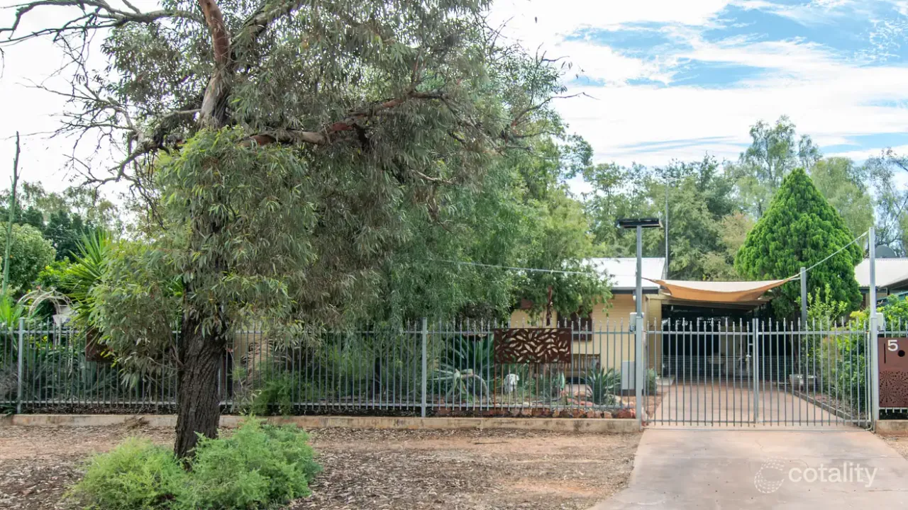 4-bedroom house at 5 Mckinlay Street, Braitling, NT 0870, Alice Springs, Northern Territory