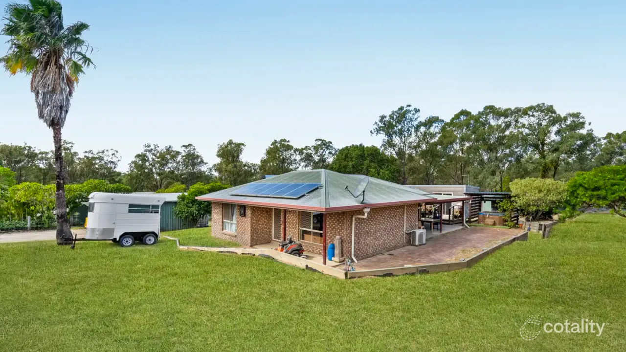 5-bedroom house at 132 Lakes Drive, Laidley Heights, QLD 4341, Lockyer Valley, Queensland