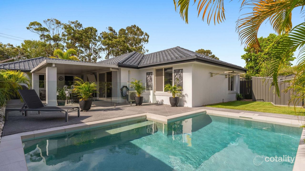 4-bedroom house at 10 Stingray Crescent, Burleigh Waters, QLD 4220, Gold Coast, Queensland